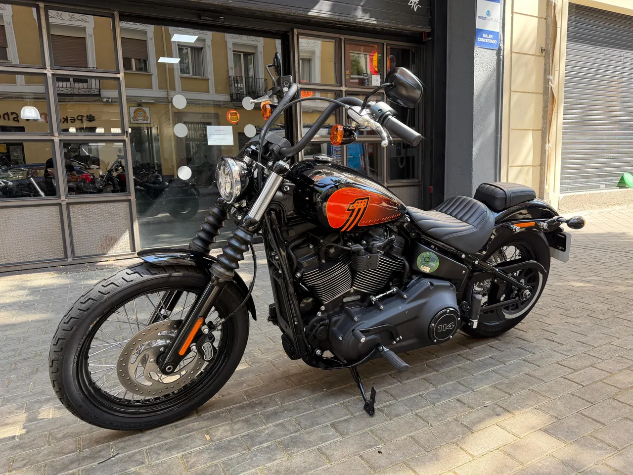 Harley-Davidson street bob