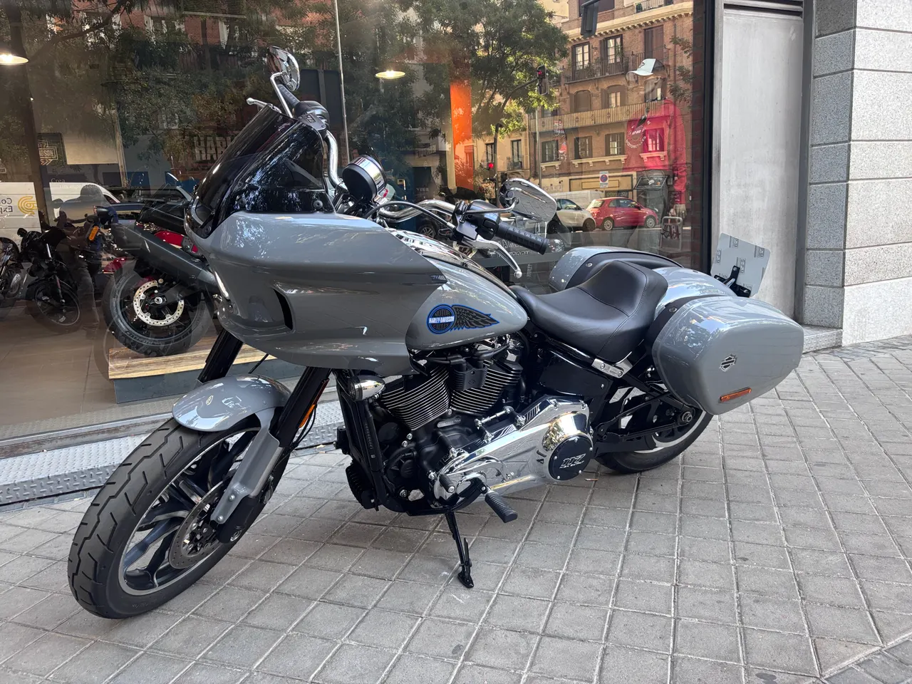 Harley-Davidson LOW RIDER ST